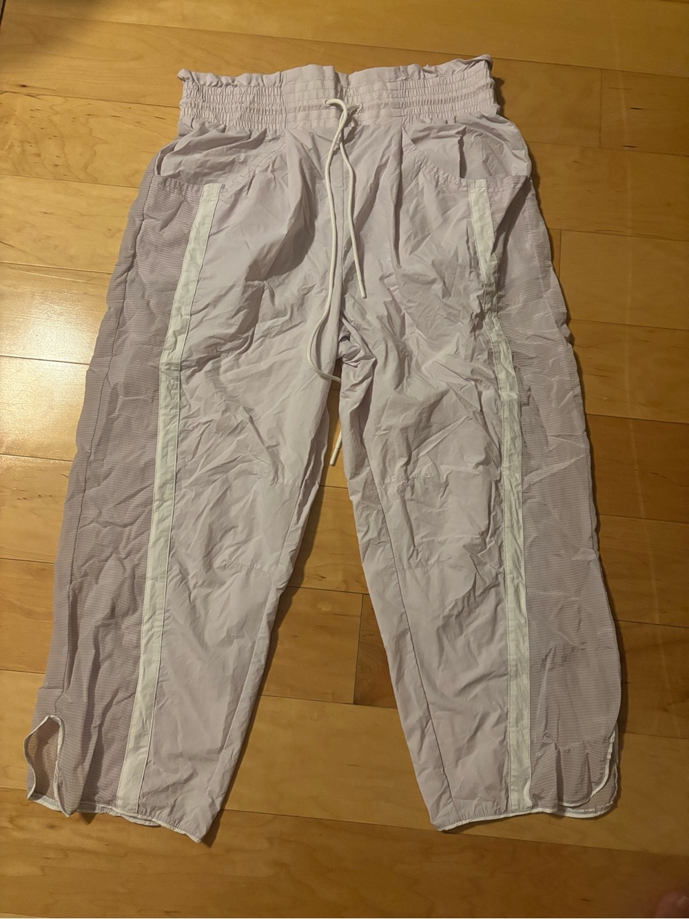 FP Free People FREE MOVEMENT Champ Is Here Printed Pants / purple lilac - Picture 7 of 7